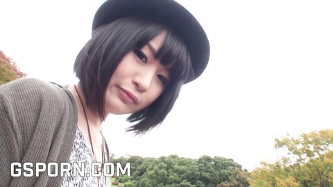 Hot Japanese Girl +18 Use Sex Toys In A Park On Tokyo