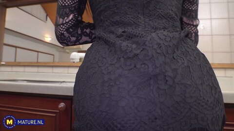 Miho Wakabayashi Is A Japanese Cheating Milf Who Has An Sexdate With A Toyboy