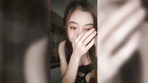 ❤️❤️气质尤物美御姐，首次男友操逼，吊带网袜无毛美穴，埋头吸吮吃屌，主动骑乘位插穴，极品美臀上下套弄