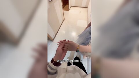 性感身材清纯气质学妹✅纤纤美腿玲珑身段劲爆完美身材，酥酥的每一寸皮肤 粉嫩的乳头 攻速拉满让小妹妹体验
