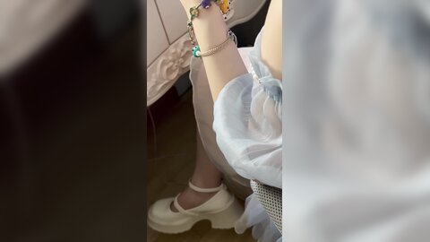 性感身材清纯气质学妹✅纤纤美腿玲珑身段劲爆完美身材，酥酥的每一寸皮肤 粉嫩的乳头 攻速拉满让小妹妹体验