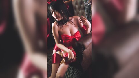 [COSPLAY] 香草喵露露 - 杨枝甘露 红色丝带礼物[54P1V-1.68GB]