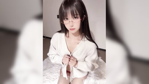 [Fantia] 布丁大法 – 覆盆子眼镜娘 [44P4V-215MB] (2)