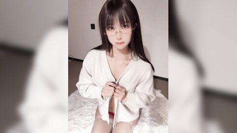 [Fantia] 布丁大法 – 覆盆子眼镜娘 [44P4V-215MB] (2)