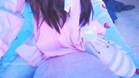 Kawaii Asian Girl Touching Her Pussy And Humping Pillow When Parents Ar