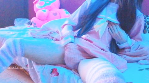 Kawaii Asian Girl Touching Her Pussy And Humping Pillow When Parents Ar