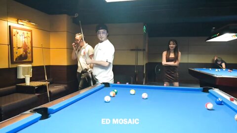 Ed Mosaic 多人相揪打撞球打到床上去❤️桌球女神的多P初体验粉红鲍小樱桃