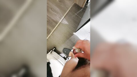 ❤❤气质小姐姐，酒店被炮友狠狠干，各种姿势轮番操，猛怼屁股爽翻，表情很是享受
