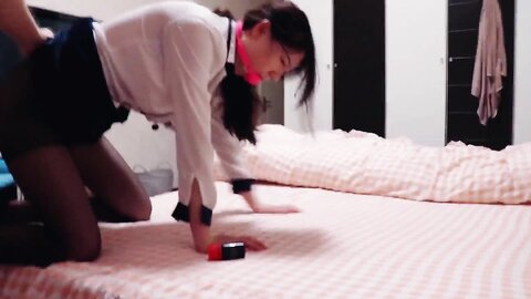 单位领导单身宿舍约炮极品黑丝女下属❤️各种姿势操把她的小嫩B搞到淫水直流受不了了完美露脸