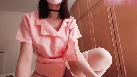 大奶美眉 医生说做运动有助于你的腿伤 哥哥你别动妹妹全自动 只要你的大鸡吧 上位骑乘啪啪打桩无套