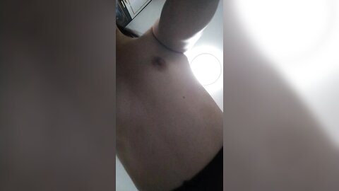 眼镜极品骚御姐，衬衣黑丝高跟鞋，Ol风十足，道具自慰被炮友操，骑乘位爆草骚逼，站立大长腿后入