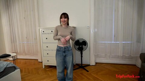 4519581-1 Nakadashi dans une chatte serrée, lisse, visqueuse, la meilleure de Russie* en Lo0. ****zynxzjo* a également sucé fort avec sa petite bouche. C`était aussi très agréable.