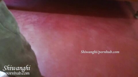 යුෂ බාර් එකේ පිටුපස තබාගෙන සතුටක් ලැබුවා