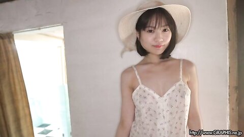 Graphis Gals – Kanan Amamiya 天宮花南 - Heartfelt Kiss Clip 03