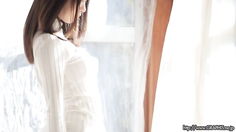 Graphis SUMMER SPECIAL 2022 – Honoka Shiina 椎名ほのか - EROS Clip 01