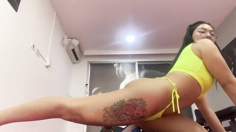 Sakurayen Does A Hot Exercise And Stretching Routine That Will Make Tha