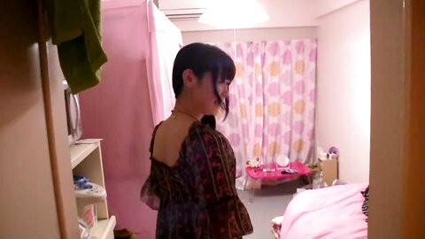 Using Toys To Masturbate Shy Japanese Girl