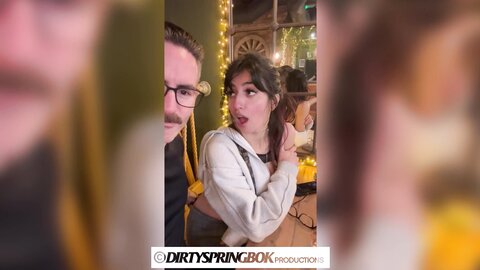 Aaliyah Yasin Gets Fingered At The Busy Restaurant