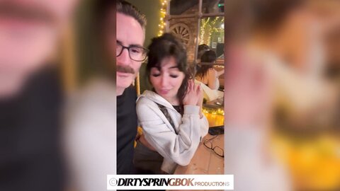 Aaliyah Yasin Gets Fingered At The Busy Restaurant