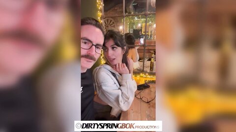 Aaliyah Yasin Gets Fingered At The Busy Restaurant