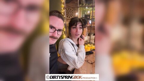 Aaliyah Yasin Gets Fingered At The Busy Restaurant