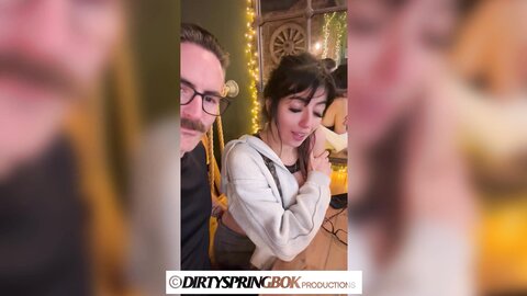Aaliyah Yasin Gets Fingered At The Busy Restaurant