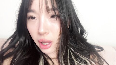 Pov You Get A Video Message From Korean Girlfriend Elle Lee