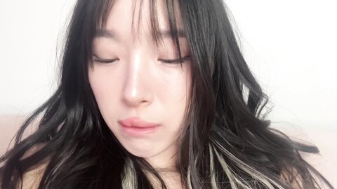 Pov You Get A Video Message From Korean Girlfriend Elle Lee