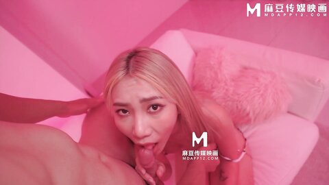 这个面试有点硬MDHG-0003性感美足调教女王