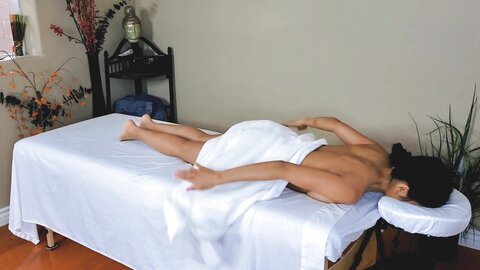 Asian Girl Cheats On Boyfriend At Massage