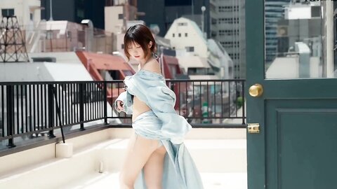 FRIDAY monthly girl 039 = えなこ 完全未発表30カット＆ムービー