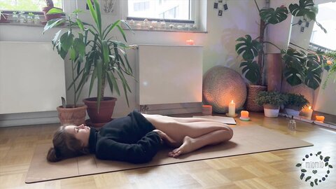 11 08 Miomiouwu  Sensual Yoga Ended Up With Deep And Filling Creampie