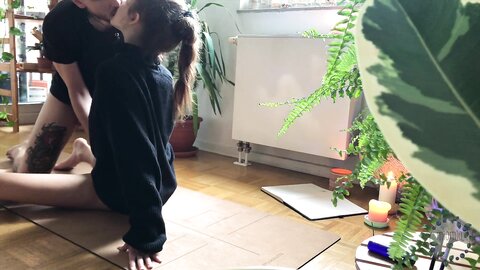11 08 Miomiouwu  Sensual Yoga Ended Up With Deep And Filling Creampie
