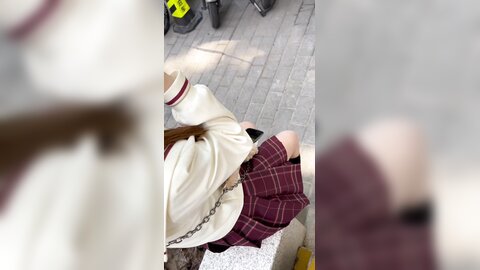 Jk短裙小妹还是懂点江湖规矩❤️吃完饭就去开房操的直乱叫