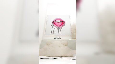 ❤❤性感尤物网红女神，一线天馒头逼，超级粉嫩，炮击疯狂插穴，摆弄各种姿势，菊花肛塞，美女太骚了