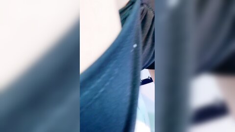 ❤️❤️性感尤物网红女神，强烈要求秀一波，内裤扒到一边，疯狂扣穴，白浆淫水直流，爽的高潮喷水