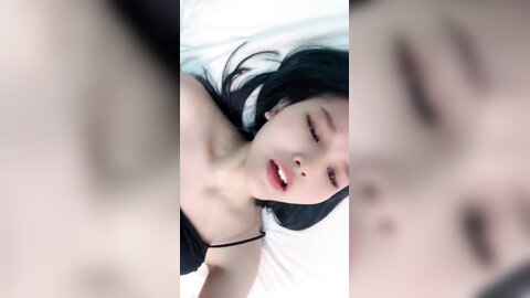 ❤️❤️豹纹短裙极品小骚货2，厨房大战操骚逼，撩起裙子后入猛怼，抬腿抽插紧致嫩穴，骑乘位打桩机流白浆