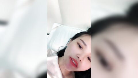 ❤️❤️豹纹短裙极品小骚货，厨房大战操骚逼，扶腰后入干美臀，转战床上，骑乘位打桩机，粉嫩小骚逼