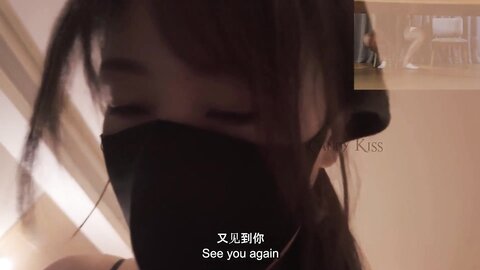 极品骚婊反差嫩模『Candykiss』✅男友不在家和男闺蜜一起看世界杯，勾引男闺蜜看到床上，小穴穴被男闺蜜爆炒