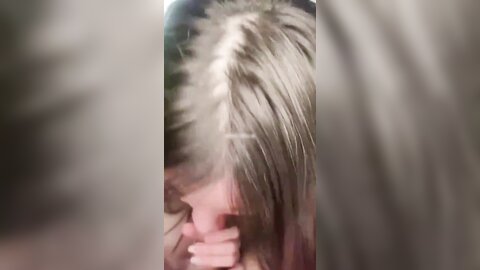漂亮大奶小姐姐吃鸡啪啪 身材丰满 颜值在线 白虎鲍鱼超粉 在家被小哥无套猛怼 奶子哗哗