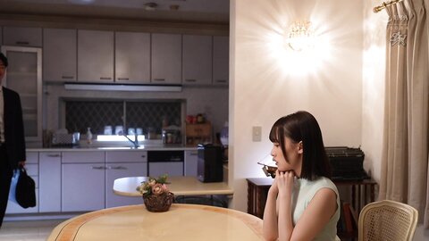 DASS-472 A Dispatched Masseuse Touched My Secret Parts So Much That I Couldn't Stand The Pleasure And Became...