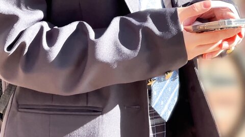 HRSM-061 [4K] Uniform Hunting, Grass, Abuse, Full Max Dependence, 2 Cute Girls I Saw At The Station.
