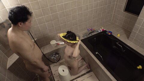 IBW-964Z [4K] Bath With My Little Niece