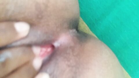 කෙඳිරි ගාන සද්දෙට බාඩු යනවා *** Moaning Loud