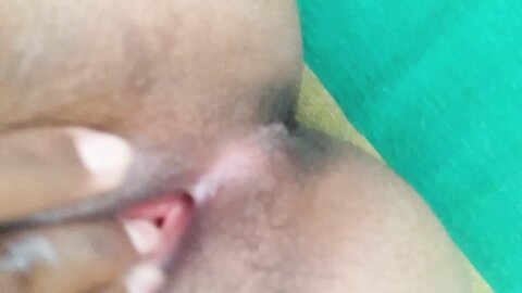 කෙඳිරි ගාන සද්දෙට බාඩු යනවා *** Moaning Loud