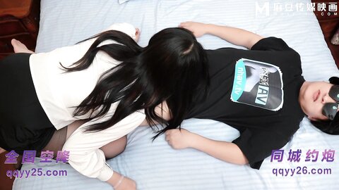 NHAV-028约炮黑丝性感小骚货
