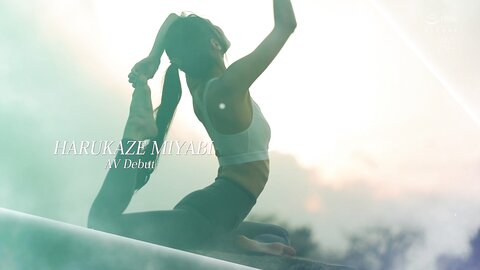 MEYD-939 The Gap Between Her Innocent Appearance And Eroticism Is Too Great... Slender Wife Miyabi Harukaz...