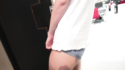 SDJS-280 Kasumi Matsumaru (27), 2nd Year Sales Department Mid-career, AV Consent Performance (debut)! She...