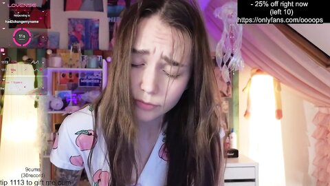 Naked Cute Girl Made Me Cum Hard