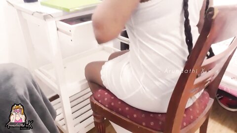 ඉස්කෝලේ ඇරිලා ආපු ගමන් ආප්පයක් දැම්මා